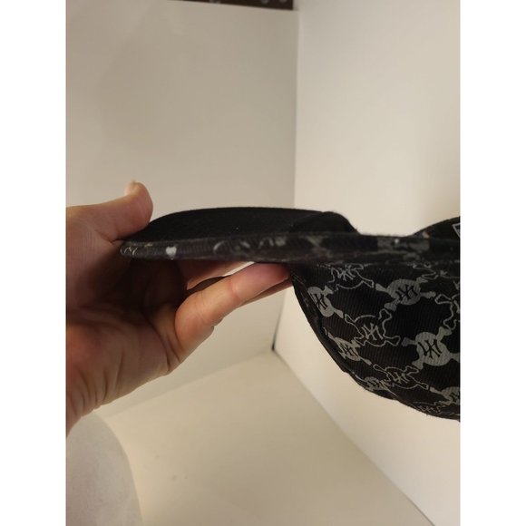 RARE‎ NY Yankees Skull and Bones Black Hat (sz. 7.5) - Picture 5 of 7